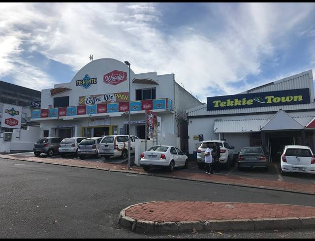600M² RETAIL FOR SALE IN OAKDALE